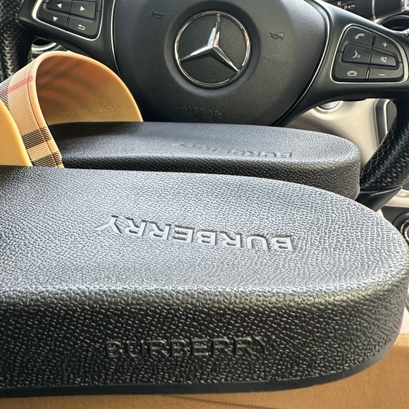 Burberry Check Slide - Picture 3 of 8